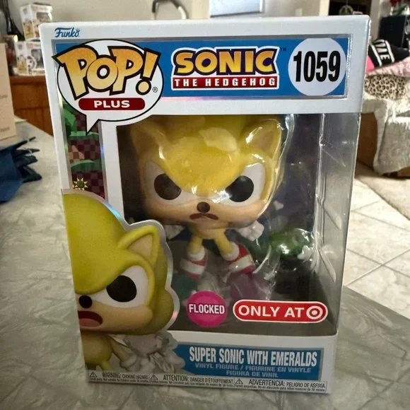 Funko Pop! Super Sonic with Emeralds Vinyl Figure - Picture 1 of 7
